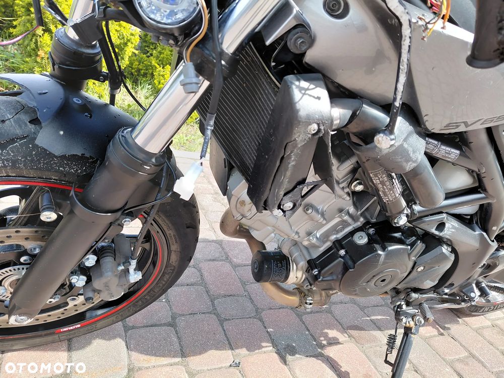 Suzuki SV - 12