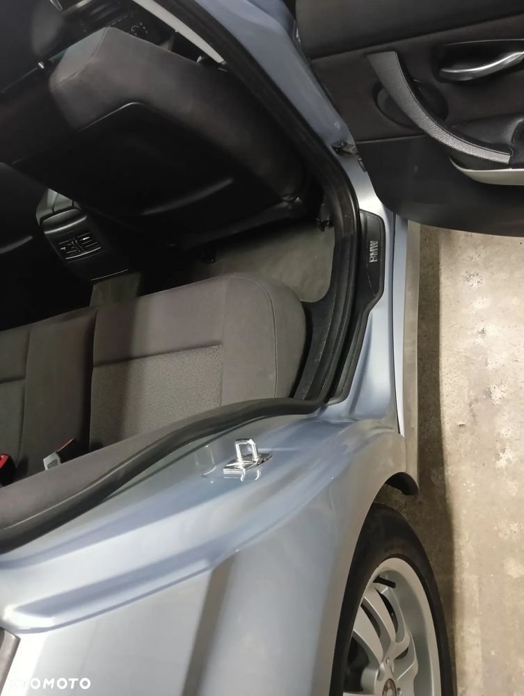 BMW Seria 3 318d DPF - 15