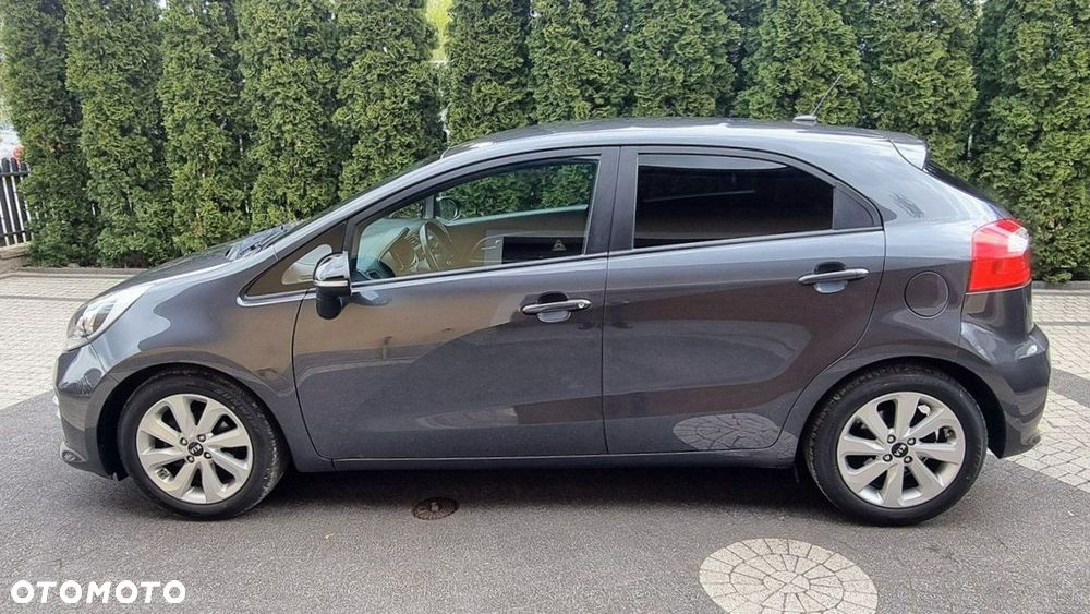 Kia Rio - 3