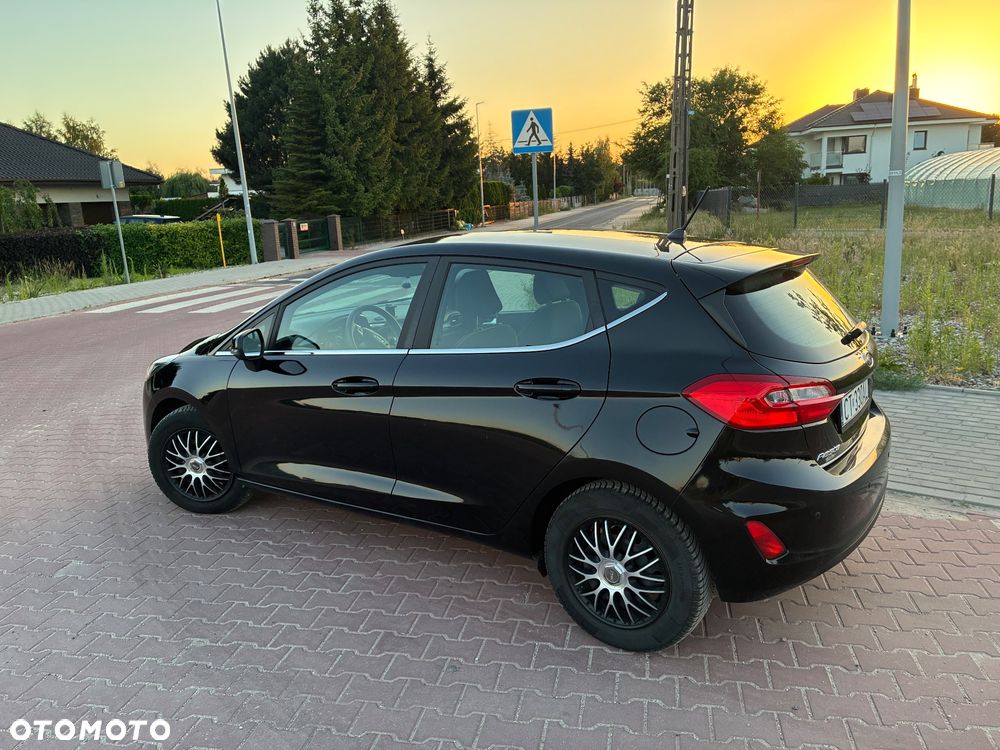 Ford Fiesta 1.1 Trend - 16