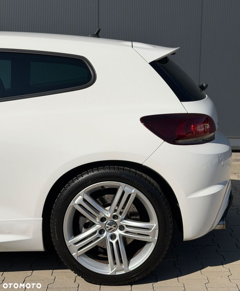 Volkswagen Scirocco 2.0 TSI R DSG - 32