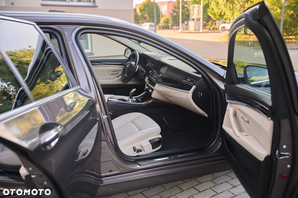 BMW Seria 5 520d - 6