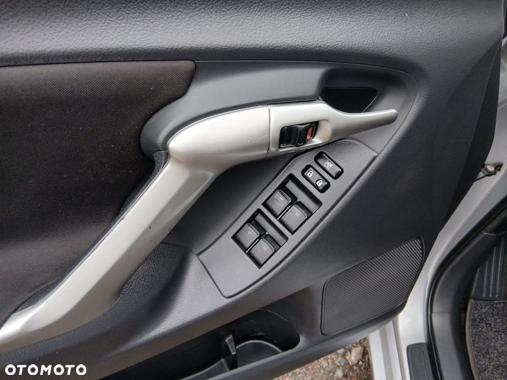 Toyota Verso 1.8 Executive - 16