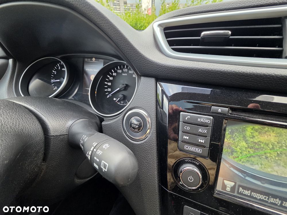 Nissan Qashqai 1.3 DIG-T Tekna EU6d - 29
