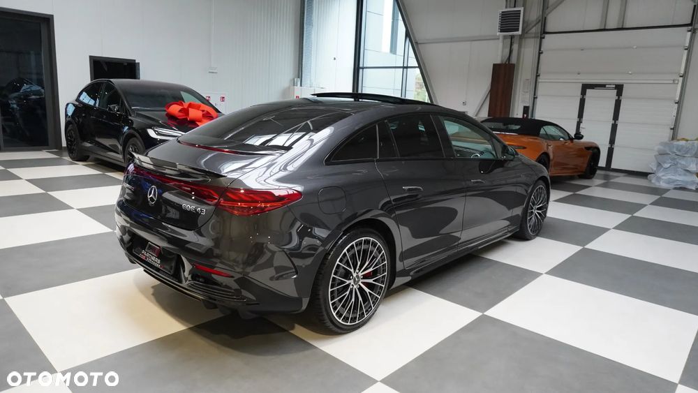 Mercedes-Benz EQE AMG 43 90.5kWh 4-Matic - 14