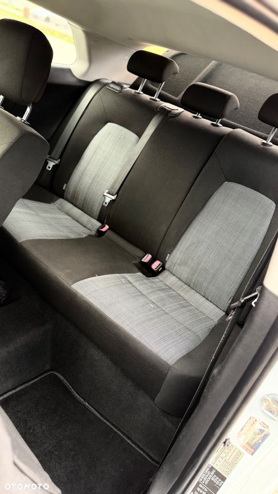 Kia Ceed 1.6 CRDi 90 ISG Vision - 20