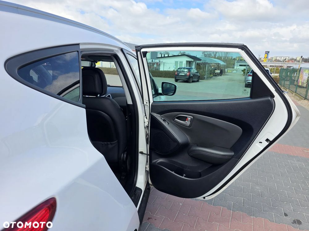 Hyundai ix35 2.0 2WD Automatik Style - 13