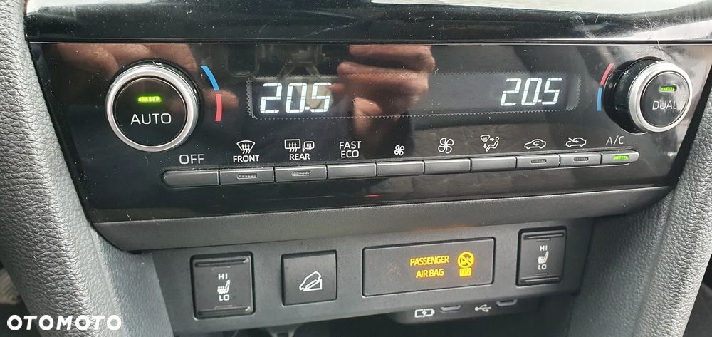 Toyota Yaris Cross - 21