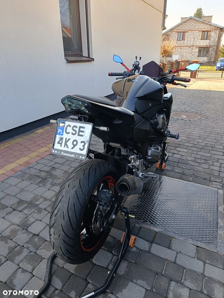 Kawasaki Z - 12