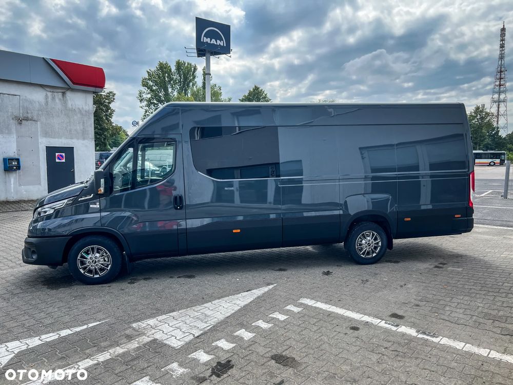 Iveco Daily 35S18HA8 V - Brygadówka CARPOL 7 miejsc - GSC GORZÓW - 10