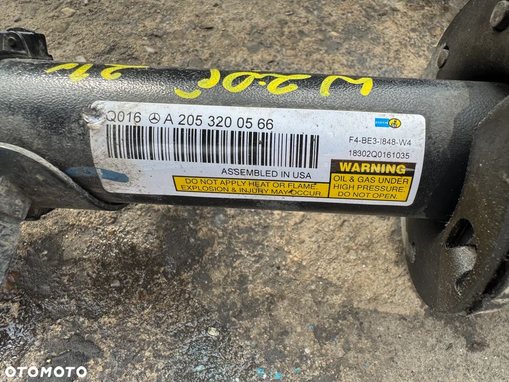 Mcpherson amortyzator sprężyna A2053200566 A2053200666 Mercedes C-Klasa W205 lift 2.0CDI 4 Matic prawy lewy - 3