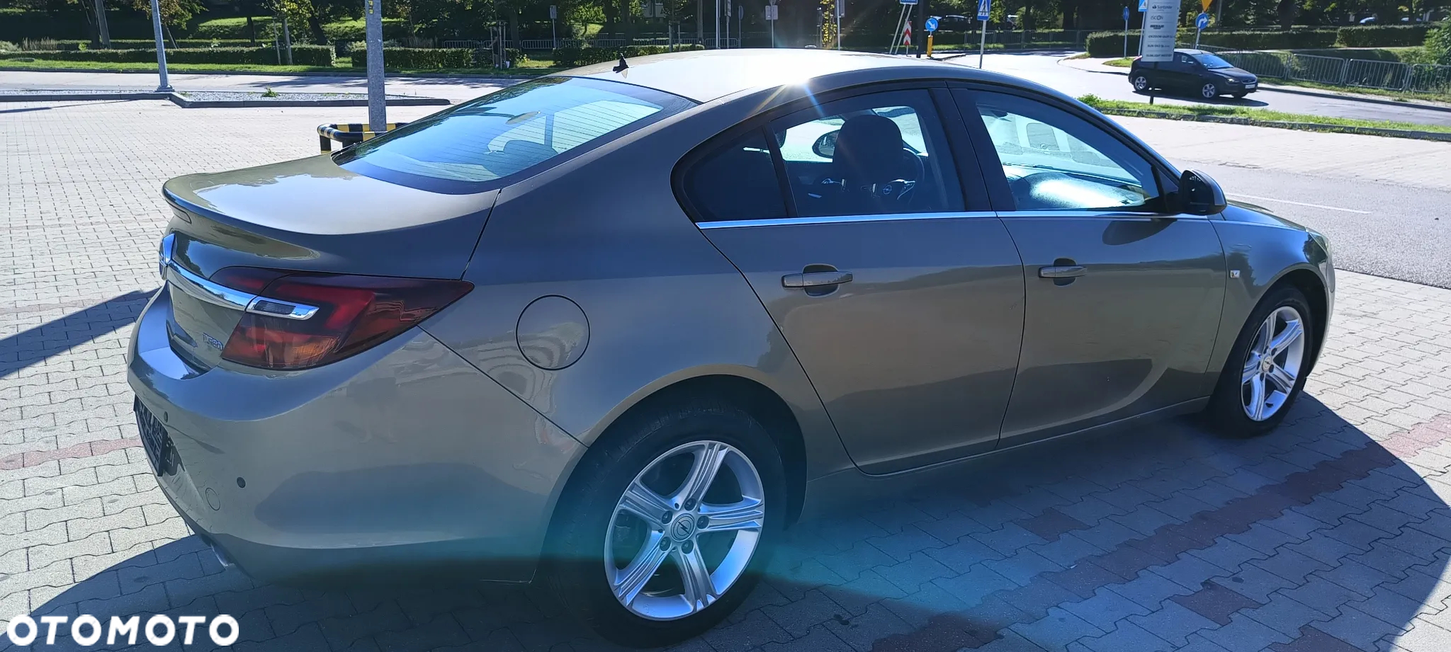 Opel Insignia 2.0 T Active S&S - 8