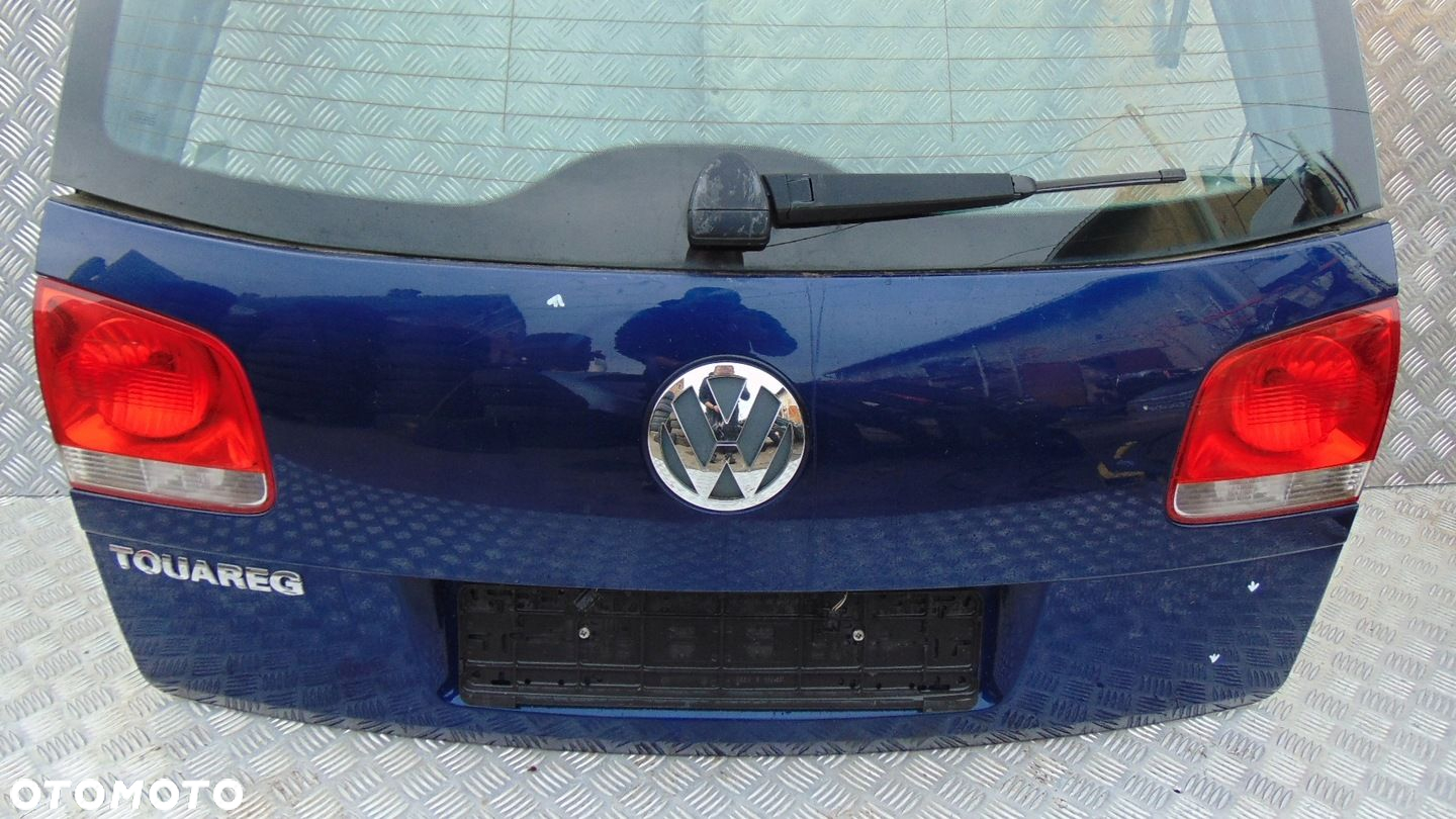 KLAPA BAGAŻNIKA TYŁ VW TOUAREG 7L - 4