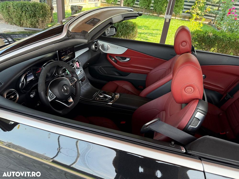 Mercedes-Benz C - 24