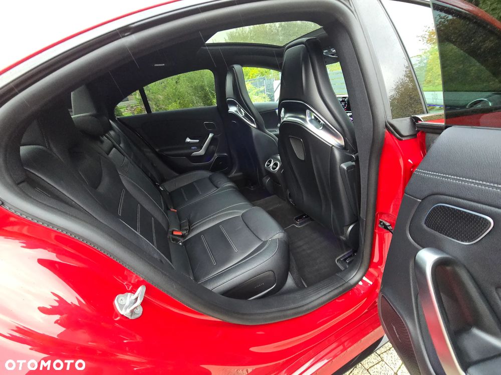 Mercedes-Benz CLA AMG 45 S 4-Matic 8G-DCT - 13