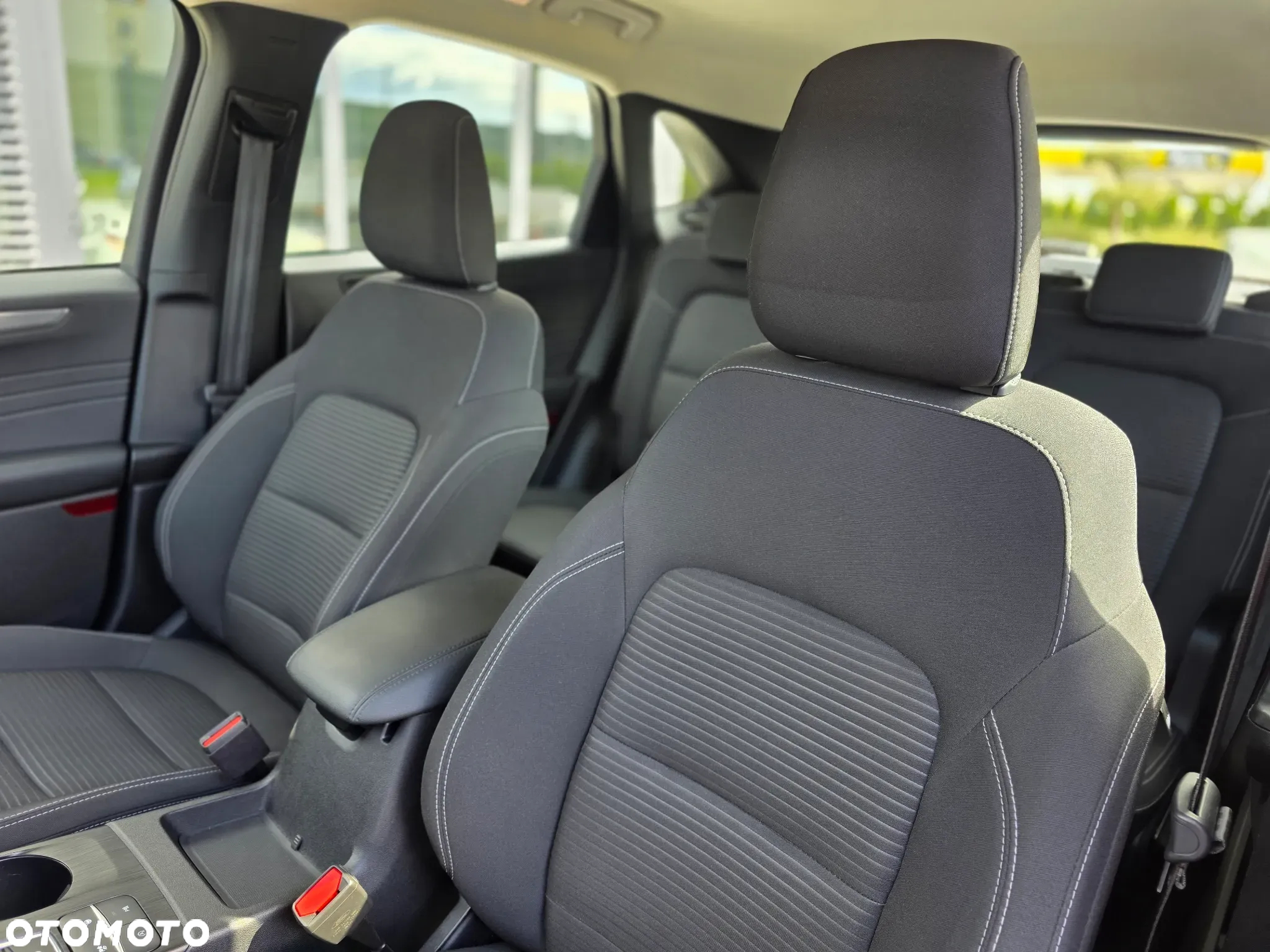 Ford Kuga 1.5 EcoBlue FWD Titanium - 26