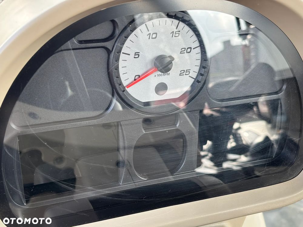 Massey Ferguson 7715S - 12