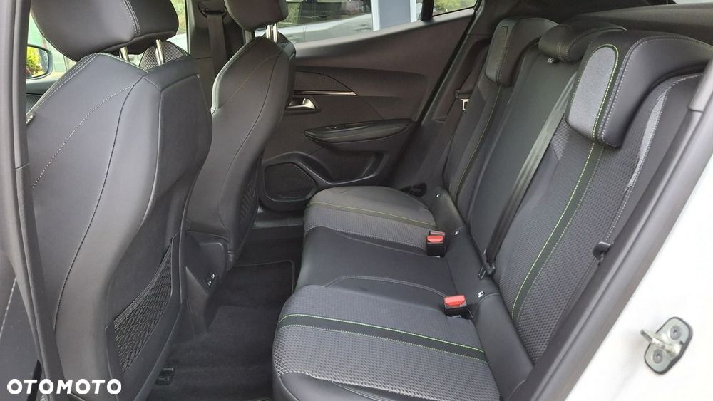 Peugeot 2008 - 13