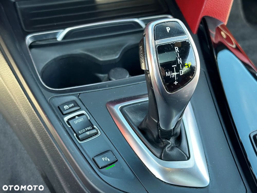 BMW Seria 4 420d Sport-Aut M Sport - 32