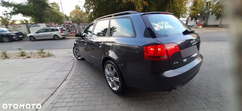 Audi A4 - 12