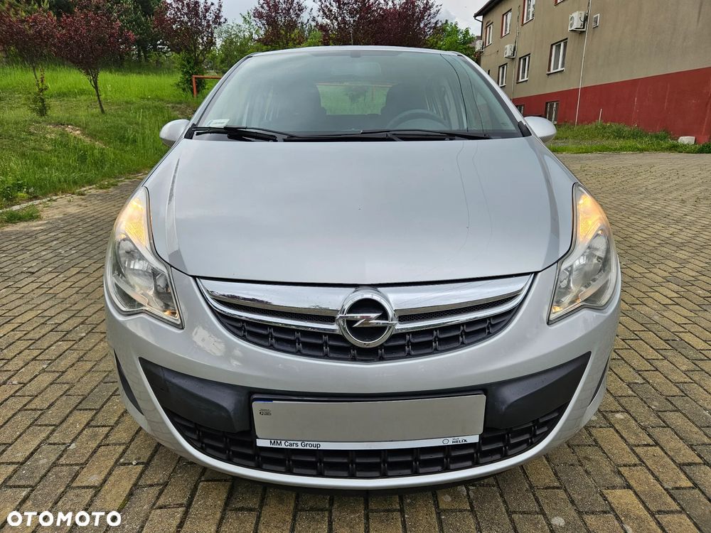 Opel Corsa 1.2 16V Essentia - 3