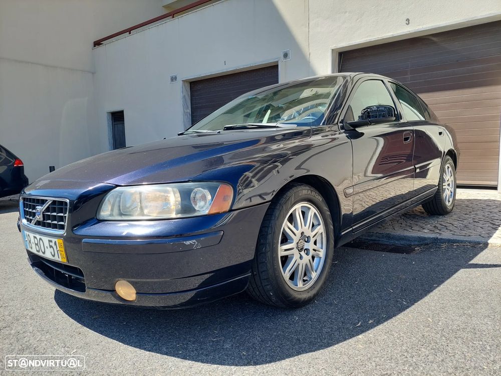 Volvo S60 2.4 D5 - 4