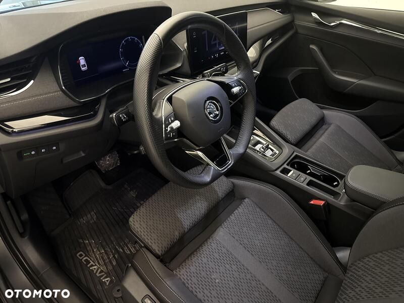 Skoda Octavia 2.0 TSI 4x4 Style DSG - 10