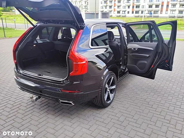 Volvo XC 90 D5 AWD R-Design 7os - 16