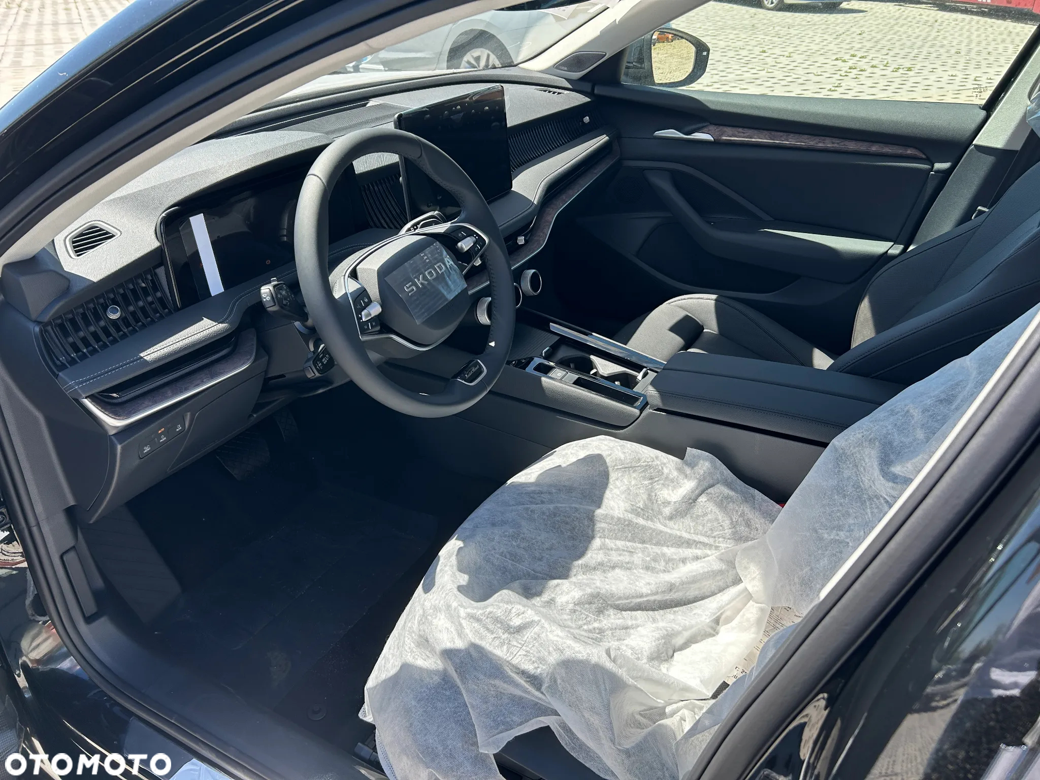 Skoda Superb 1.5 TSI mHEV L&K DSG - 16