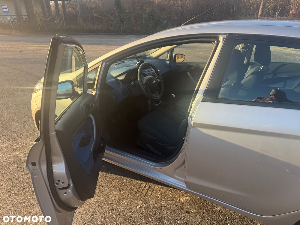 Ford Fiesta - 37