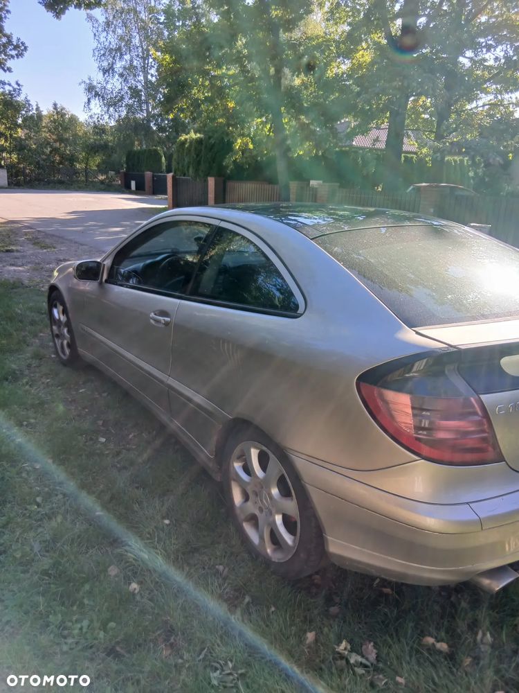 Mercedes-Benz Klasa C 200 T Classic - 1