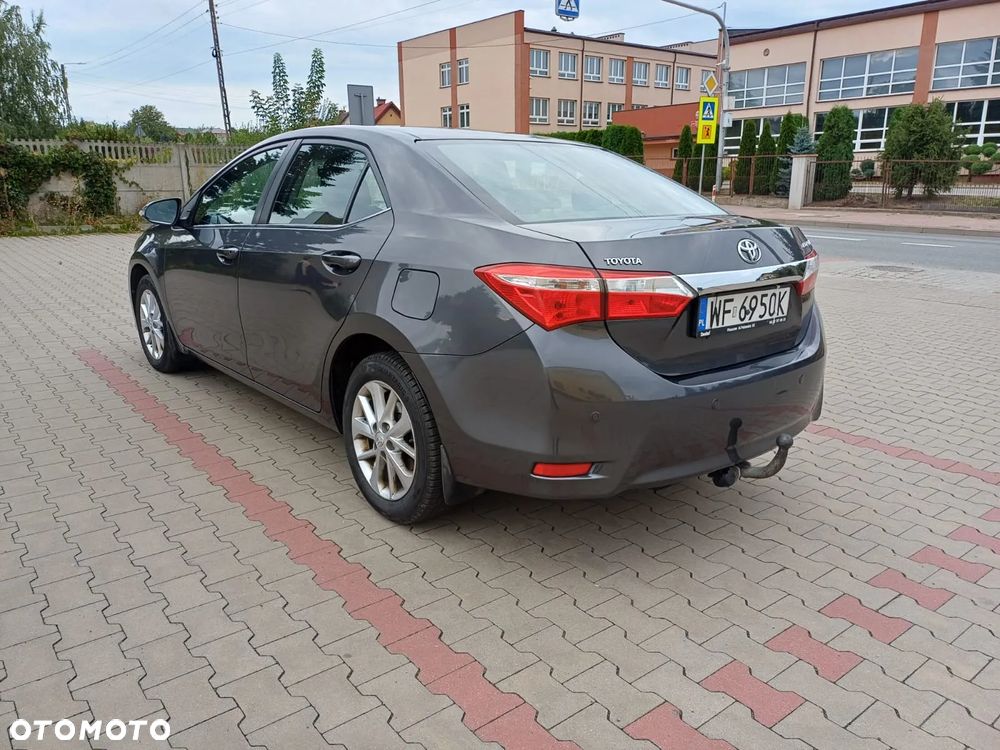 Toyota Corolla 1.6 Active - 5