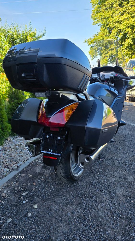 Honda ST - 8