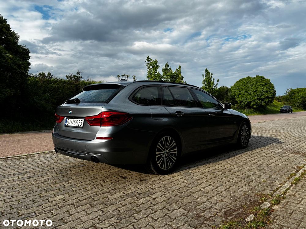 BMW Seria 5 520d Sport Line - 5