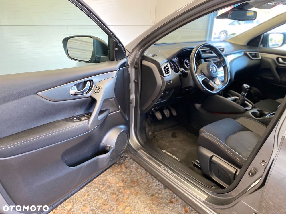 Nissan Qashqai 1.2 DIG-T Tekna EU6 - 7