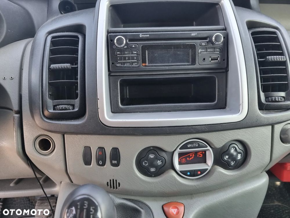 Renault Trafic Passenger Pack Clim - 14