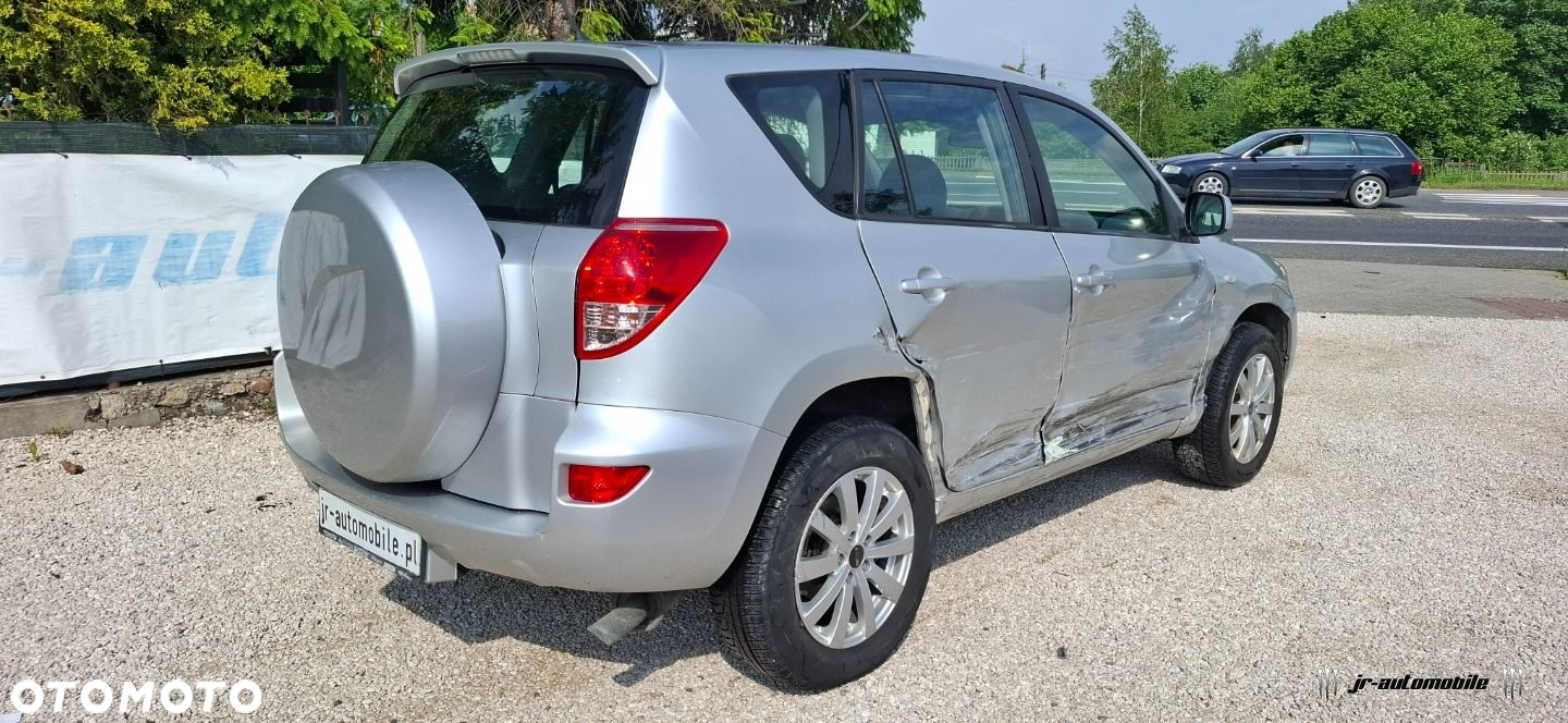 Toyota RAV4 2.0 4x4 Sol - 2