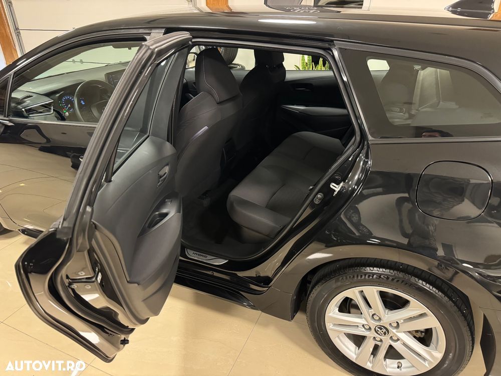 Toyota Corolla 1.8 Hybrid Comfort - 11