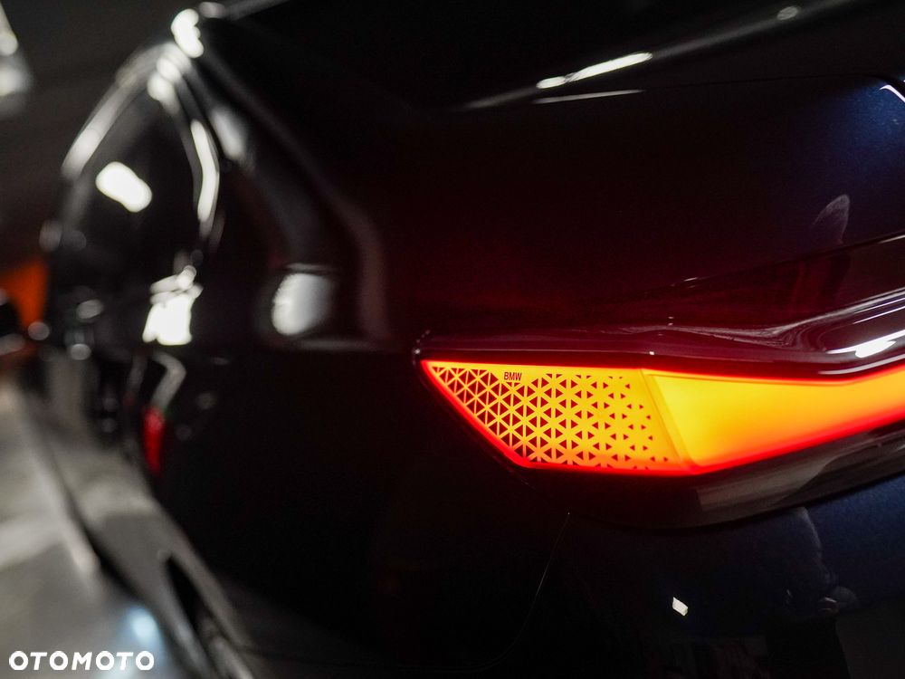 BMW Seria 7 - 33