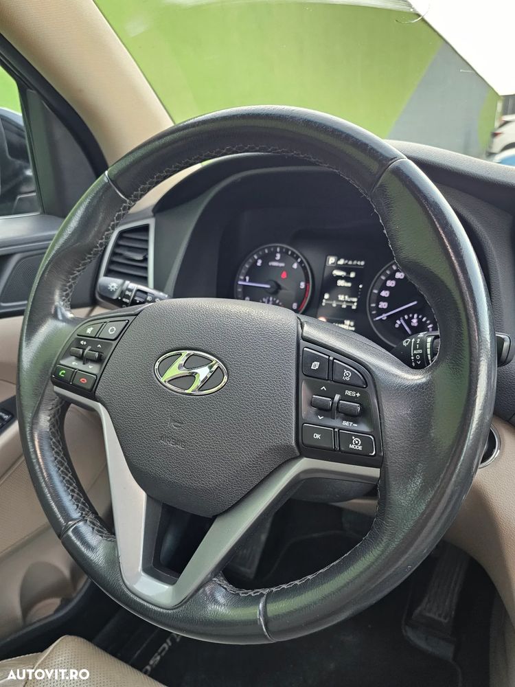 Hyundai Tucson - 4
