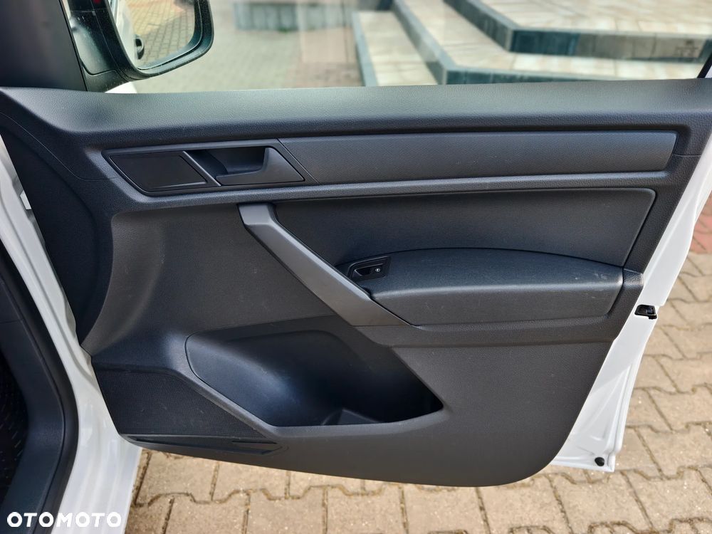 Volkswagen Caddy - 15