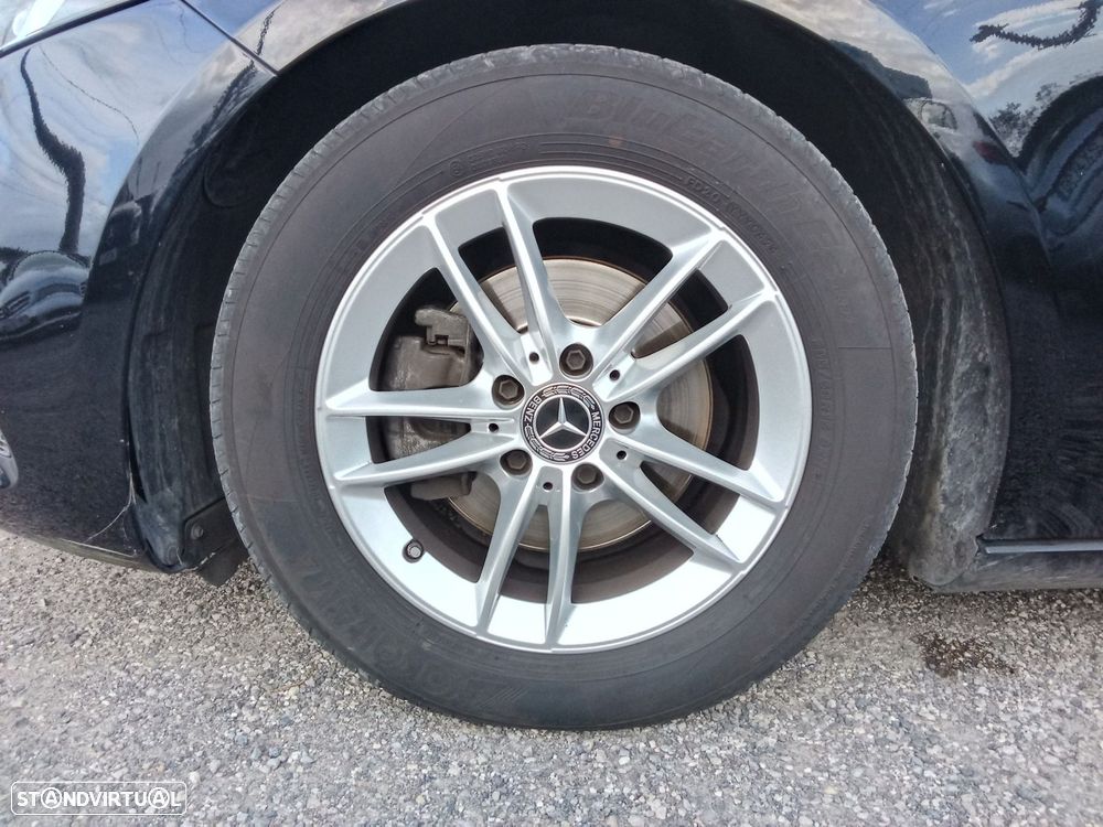 Mercedes-Benz A 180 d Style Plus Aut. - 13