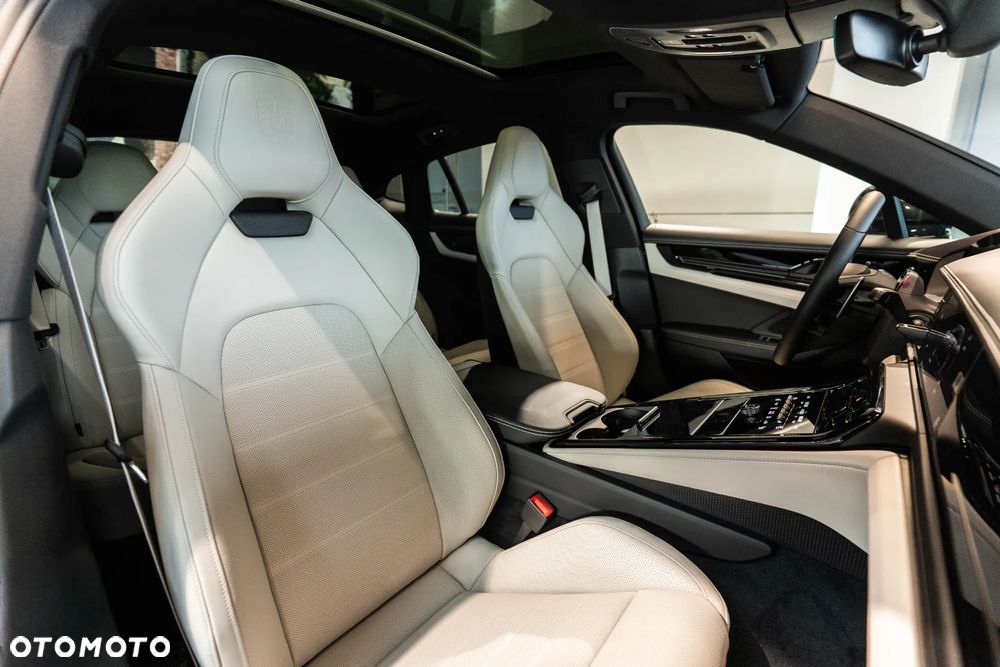 Porsche Panamera 4S E-Hybrid PHEV - 18
