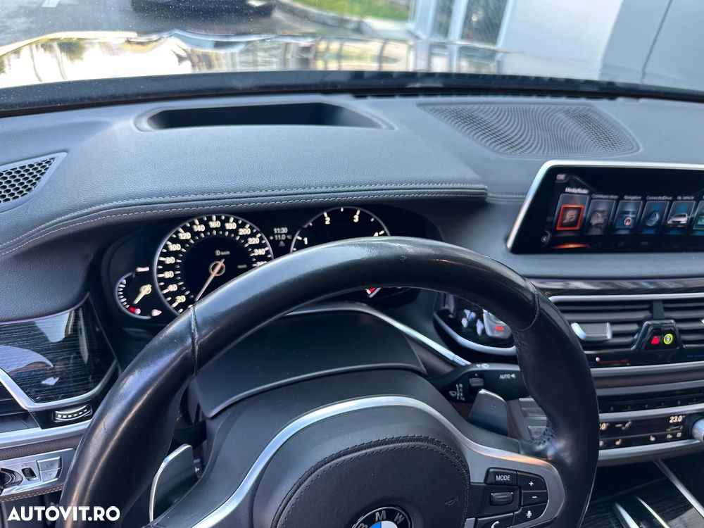 BMW Seria 7 730d xDrive - 33