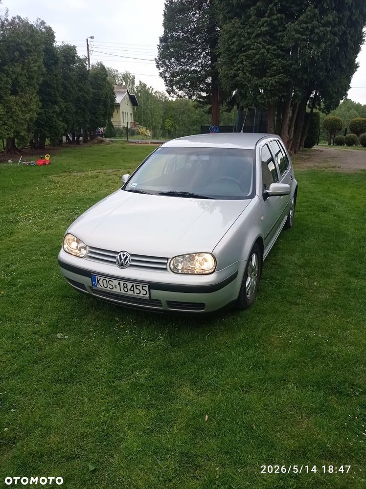 Volkswagen Golf 1.6 Comfortline - 1