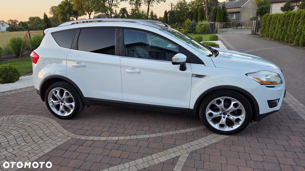 Ford Kuga - 10