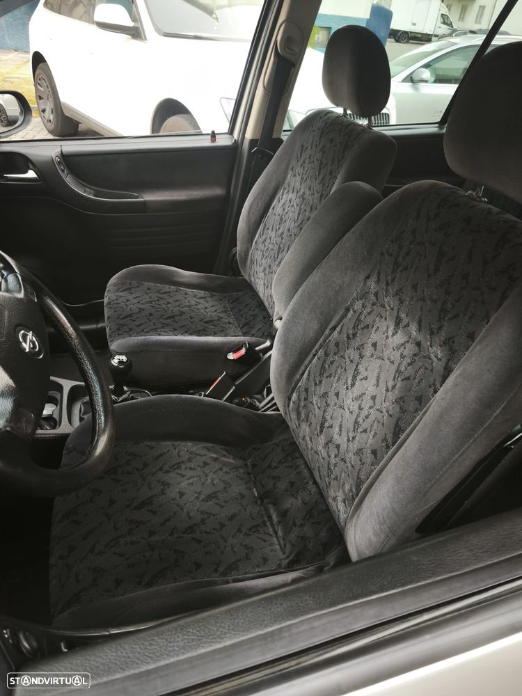 Opel Zafira 2.0 DTi Comfort - 6