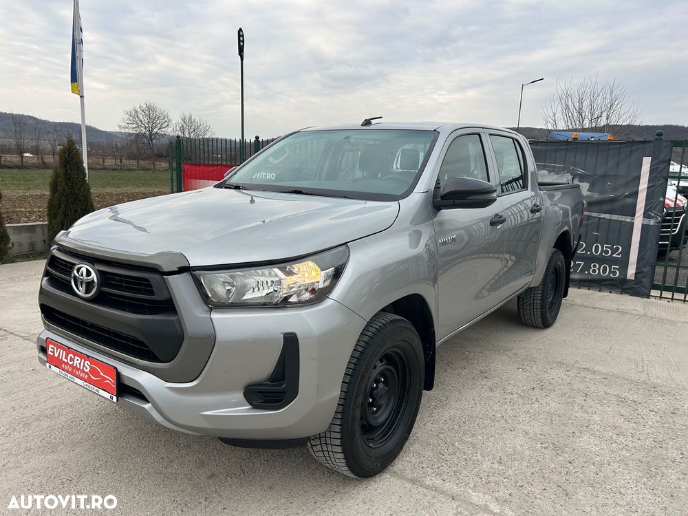 Toyota Hilux 2.4D 150CP 4x4 Double Cab 6MT Style - 4