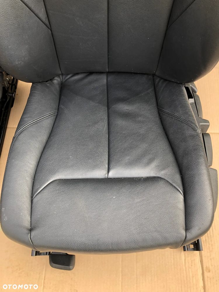 FOTEL KANAPA SKÓRA BMW F31 - 9