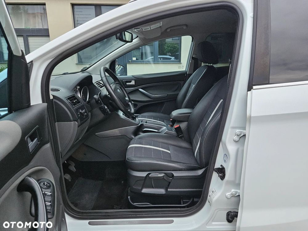 Ford Kuga 2.0 TDCi Titanium - 9